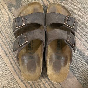 Birkenstock Arizona Sandals in Mocha